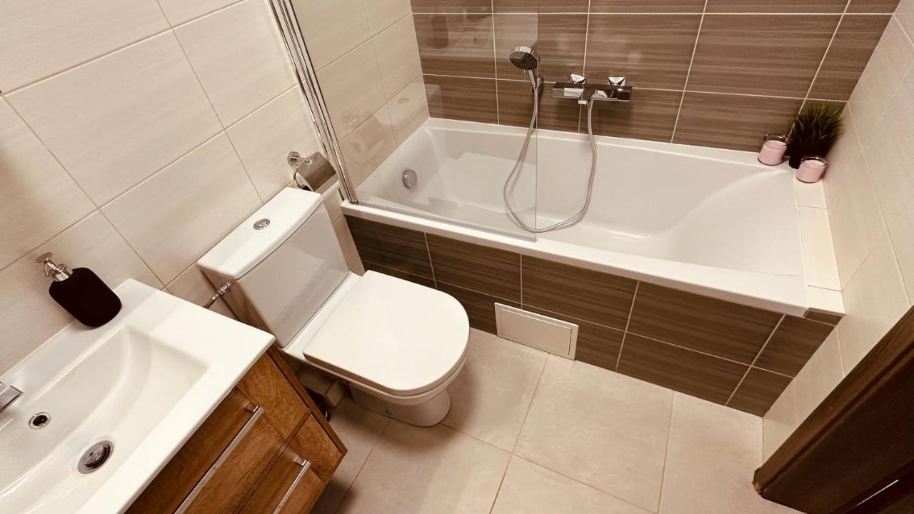 Green Stone Apartment II Bydgoszcz Eksteriør billede